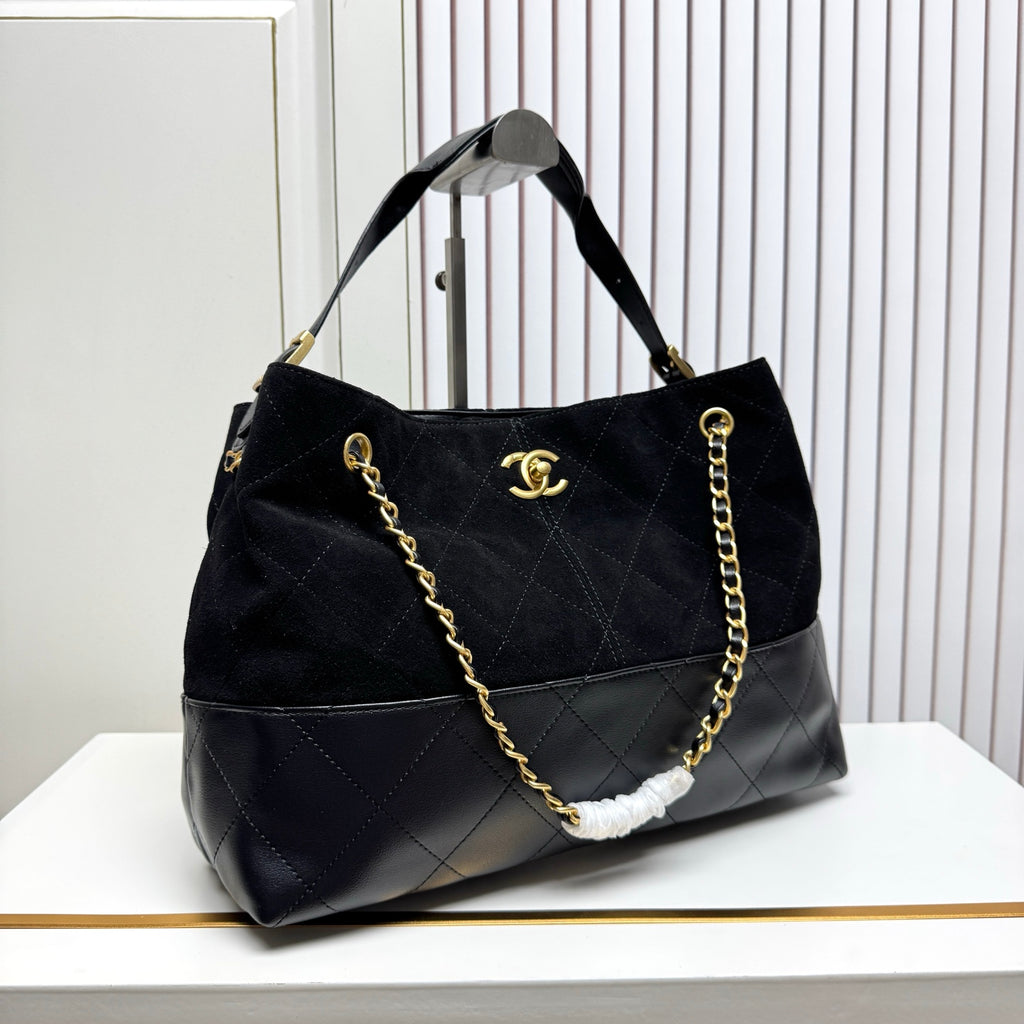 146PC17B Popular leather bag