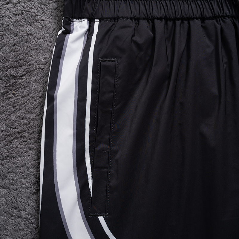 136NE32U Popular shorts