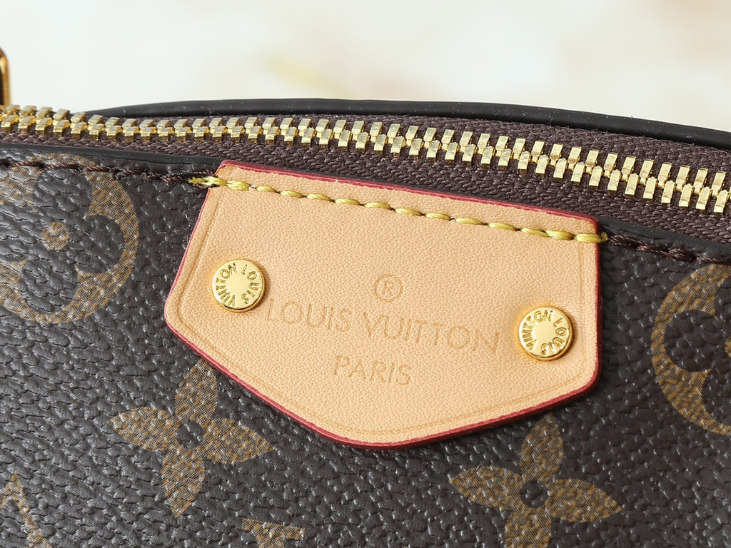 15RE53B  Popular   leather bag