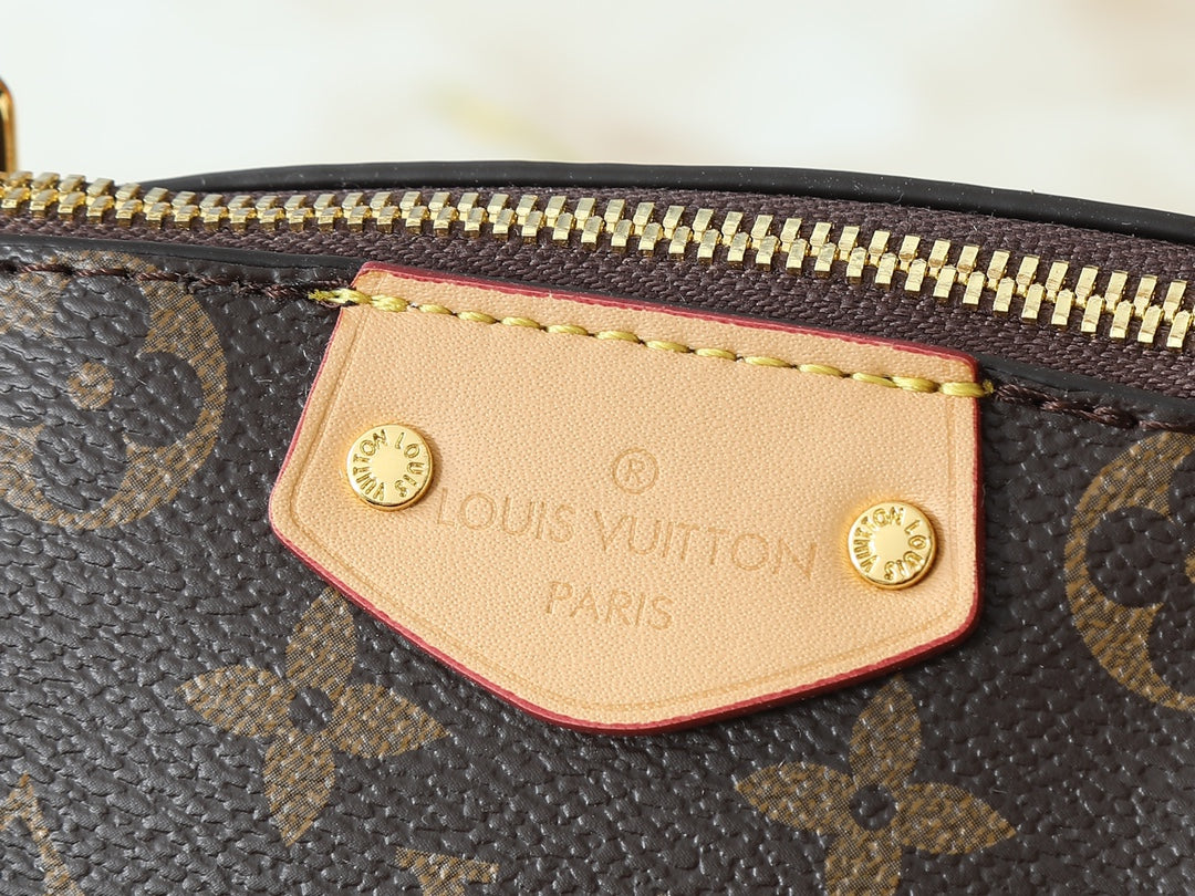 15RE53B  Popular   leather bag