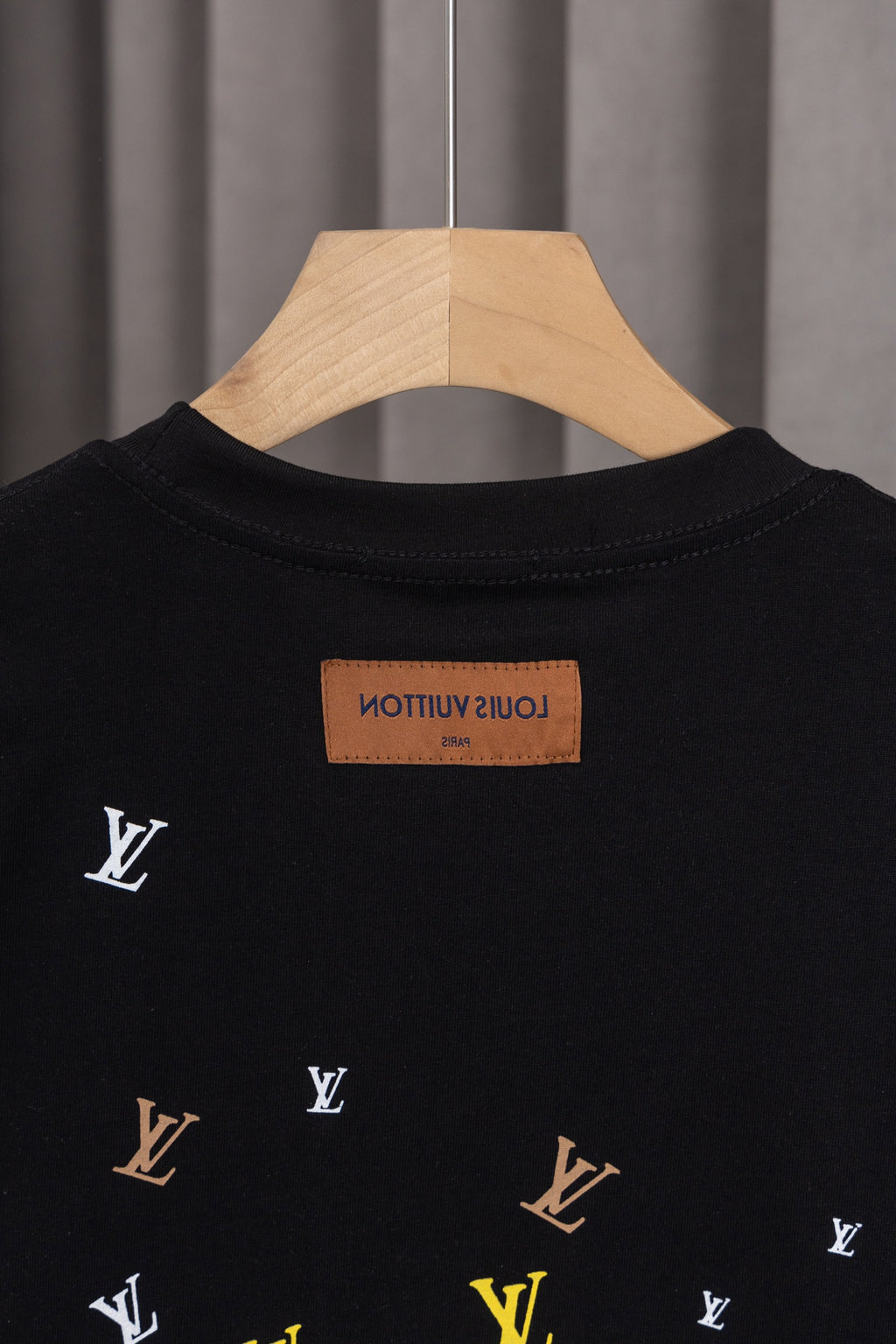 125WE1U  Popular T-shirts