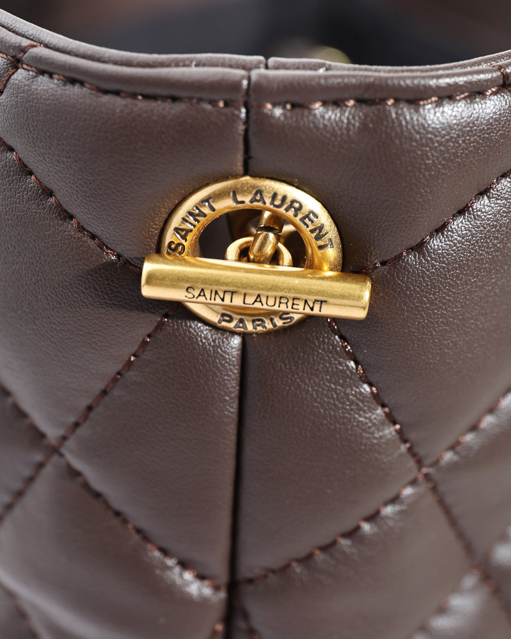 B1X66SL6 Popular high-quality leather bag