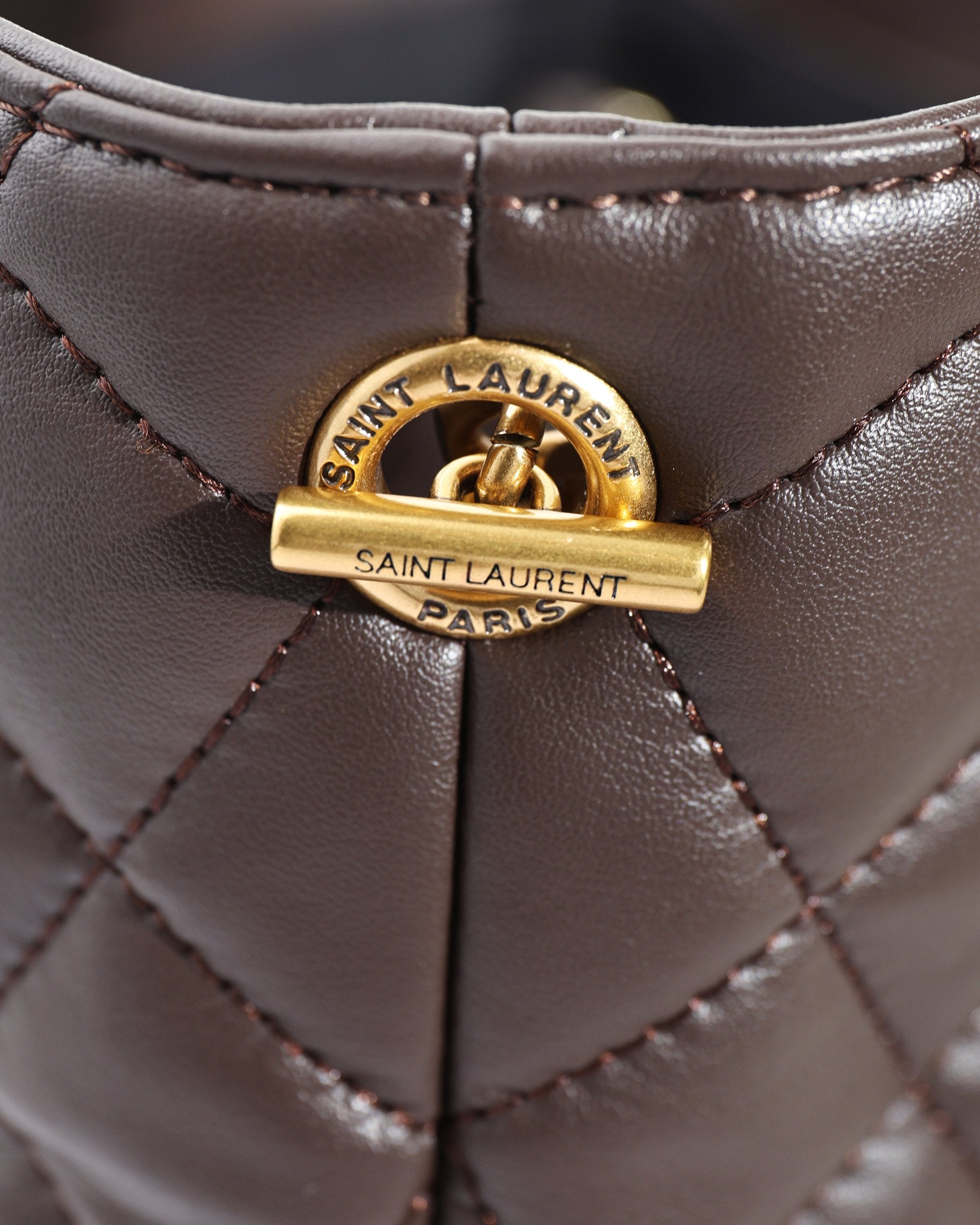 B1X66SL6 Popular high-quality leather bag