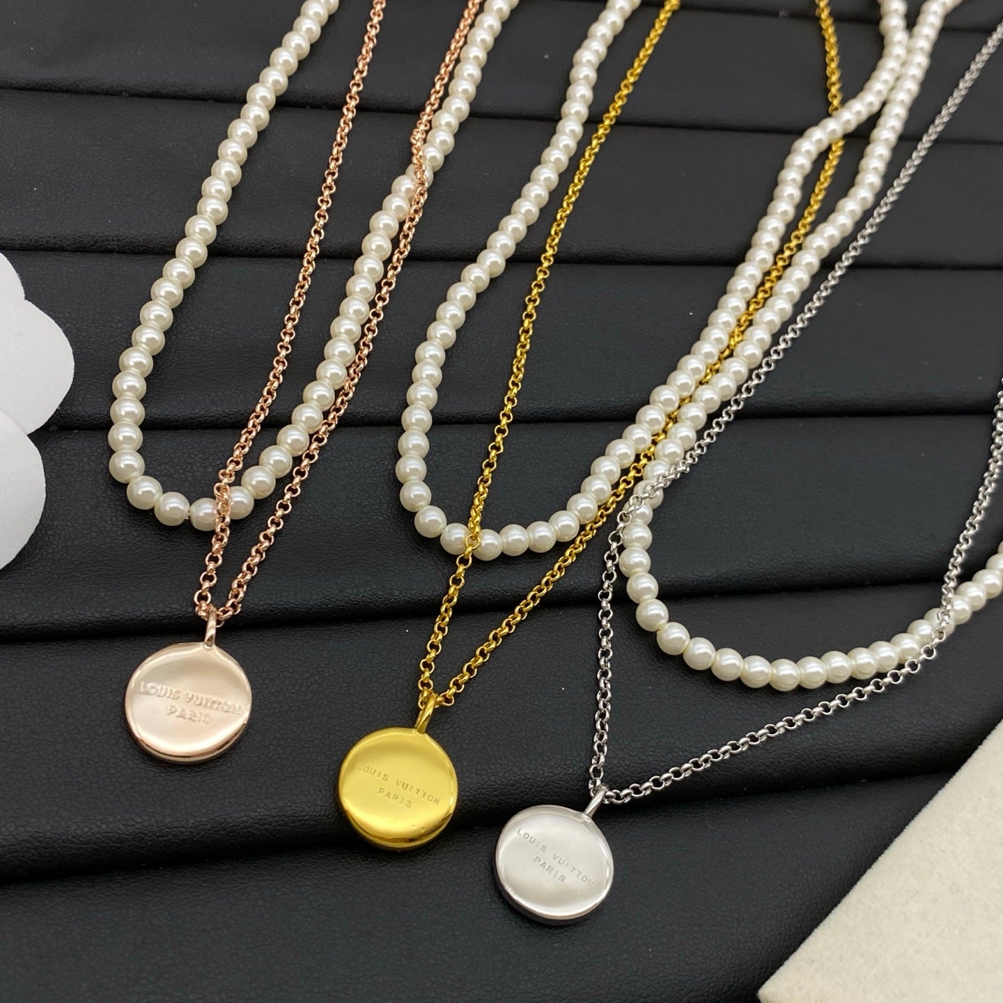 146NE21X  Popular  Necklaces