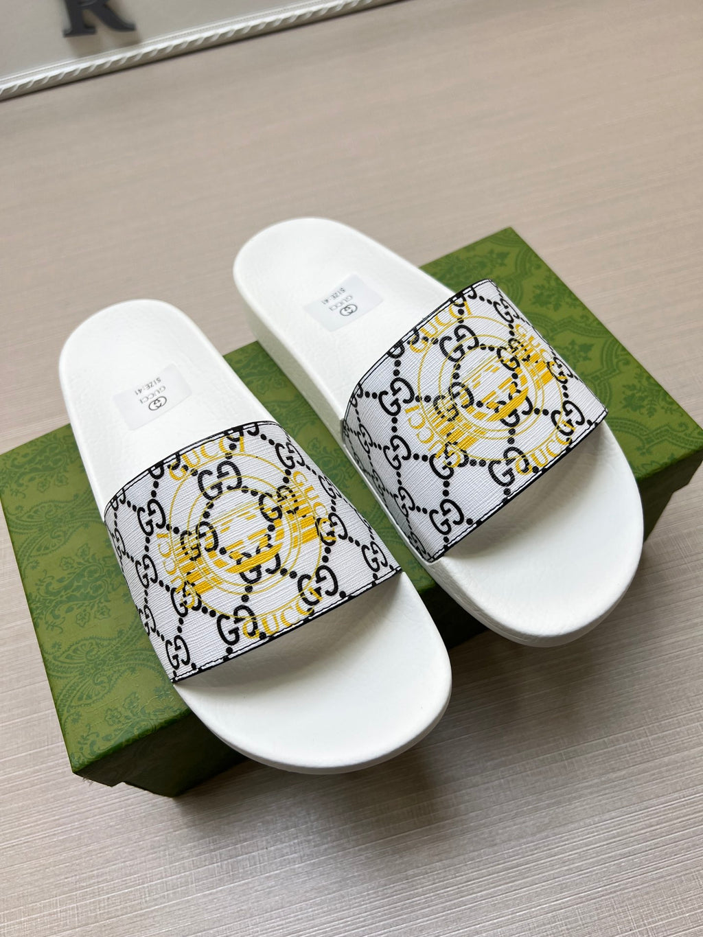 5LB234Z Popular Slippers