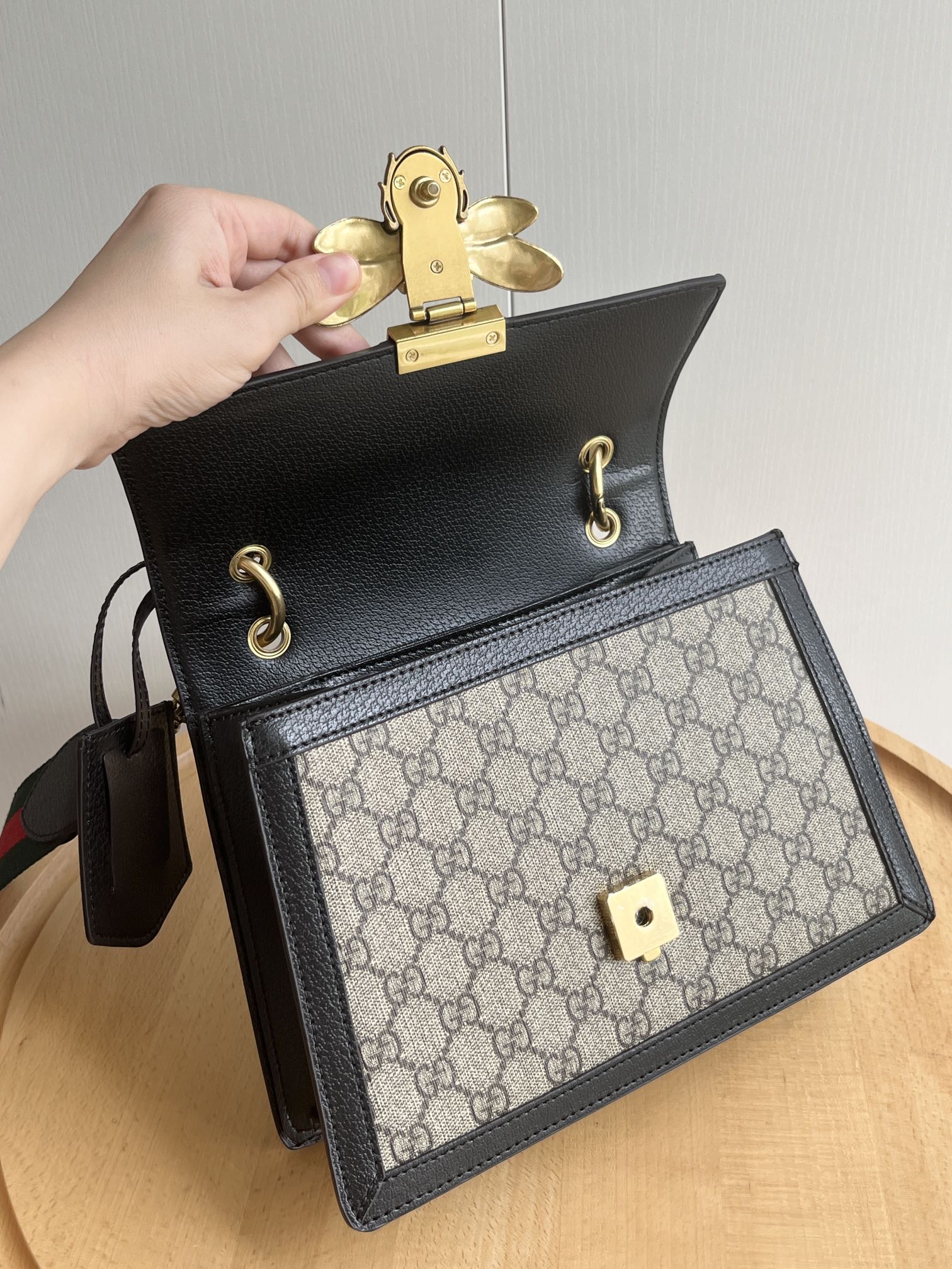 2XB468B Popular    leather bag