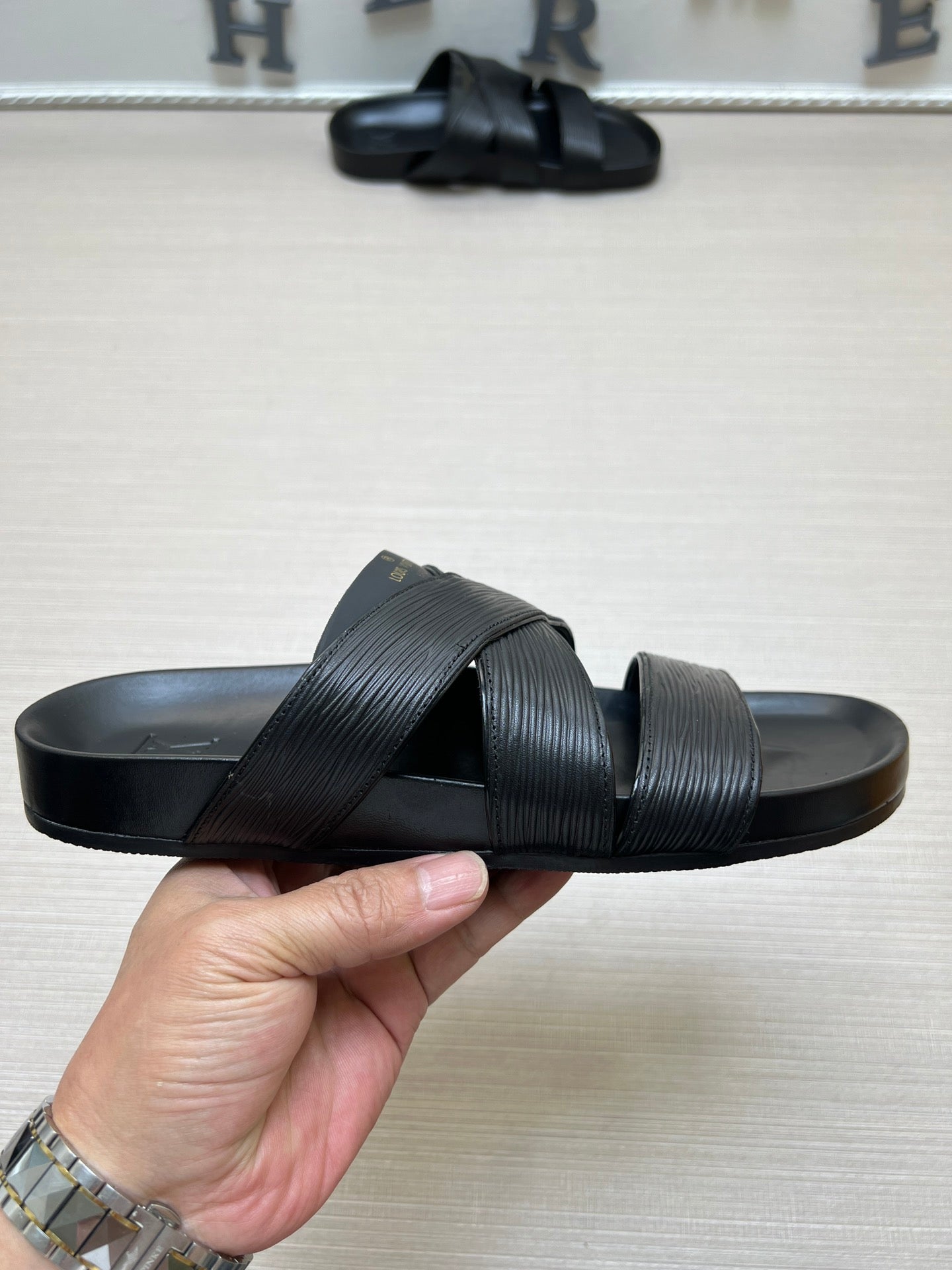 54E89Z Popular slippers