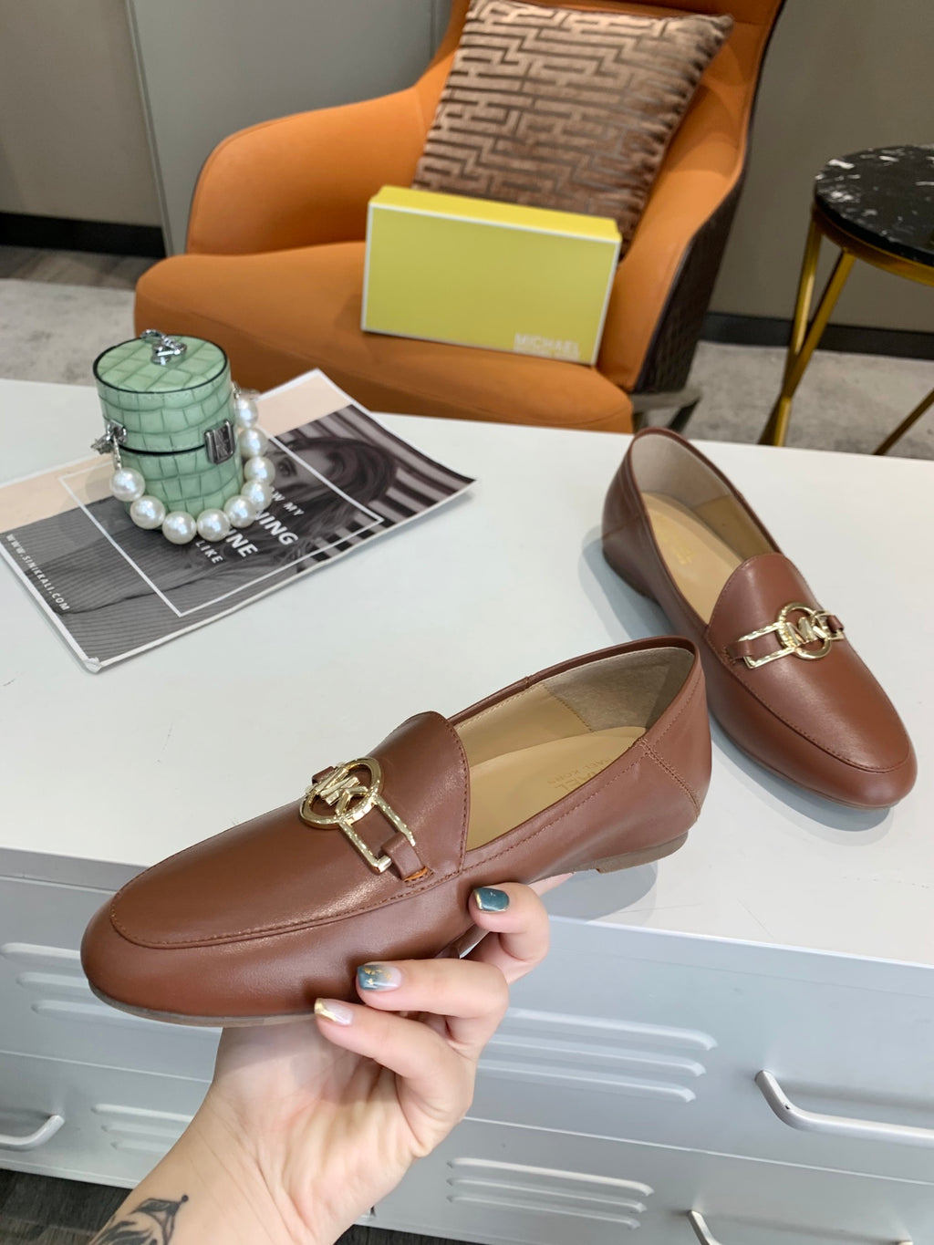 2105QA185Z Popular high-quality leather shoes