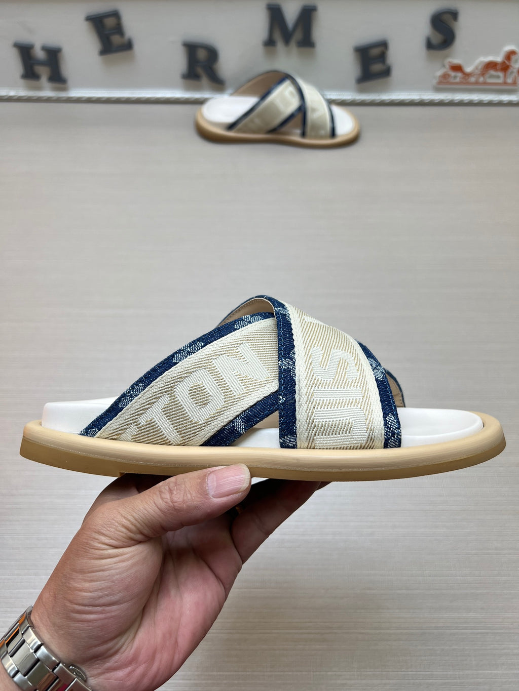 535ZE274Z Popular Slippers