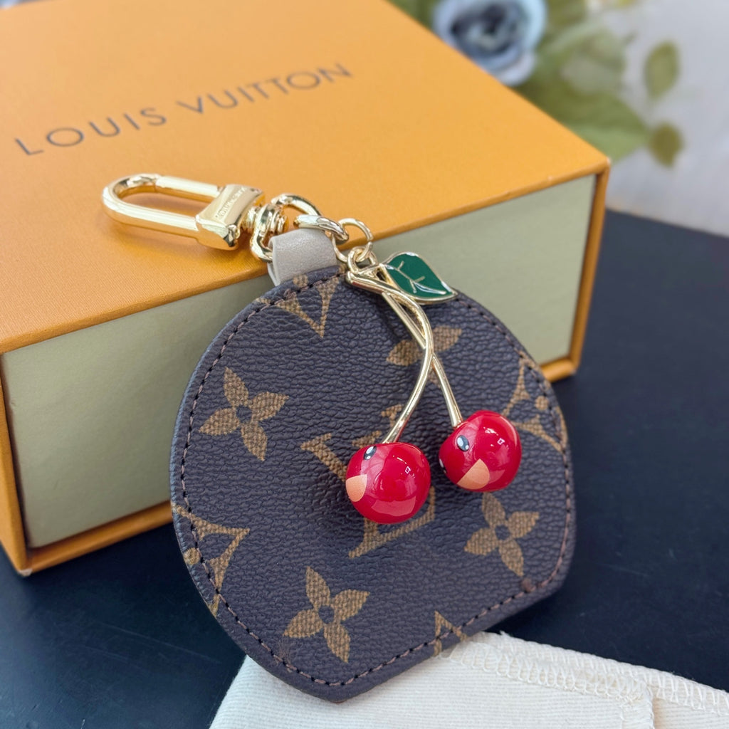 35ZE100A Popular bag 's charms accessories