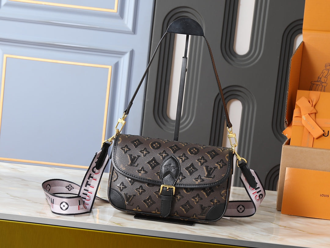 136PE41B Popular leather bag