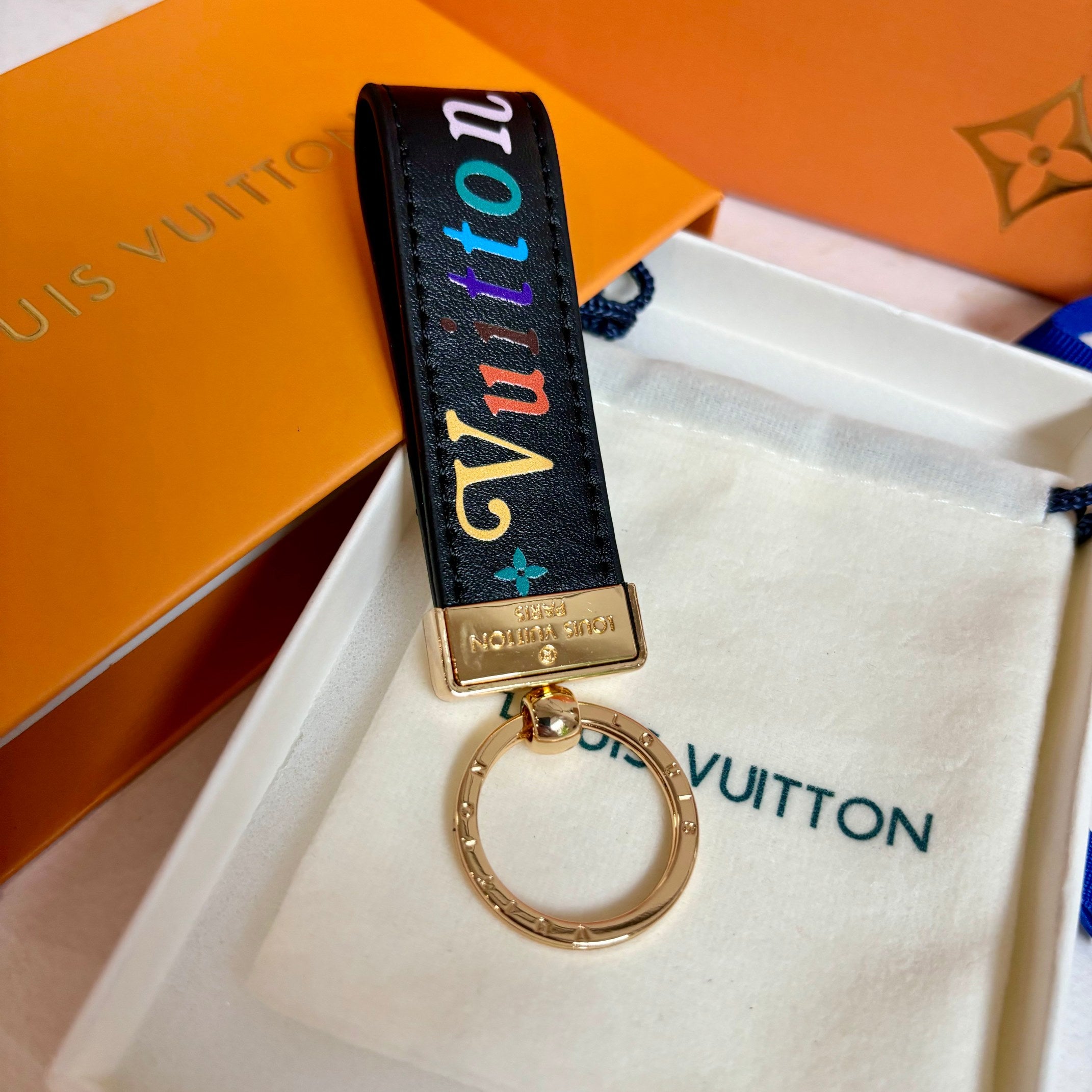 35QE10A Popular bag 's charms accessories