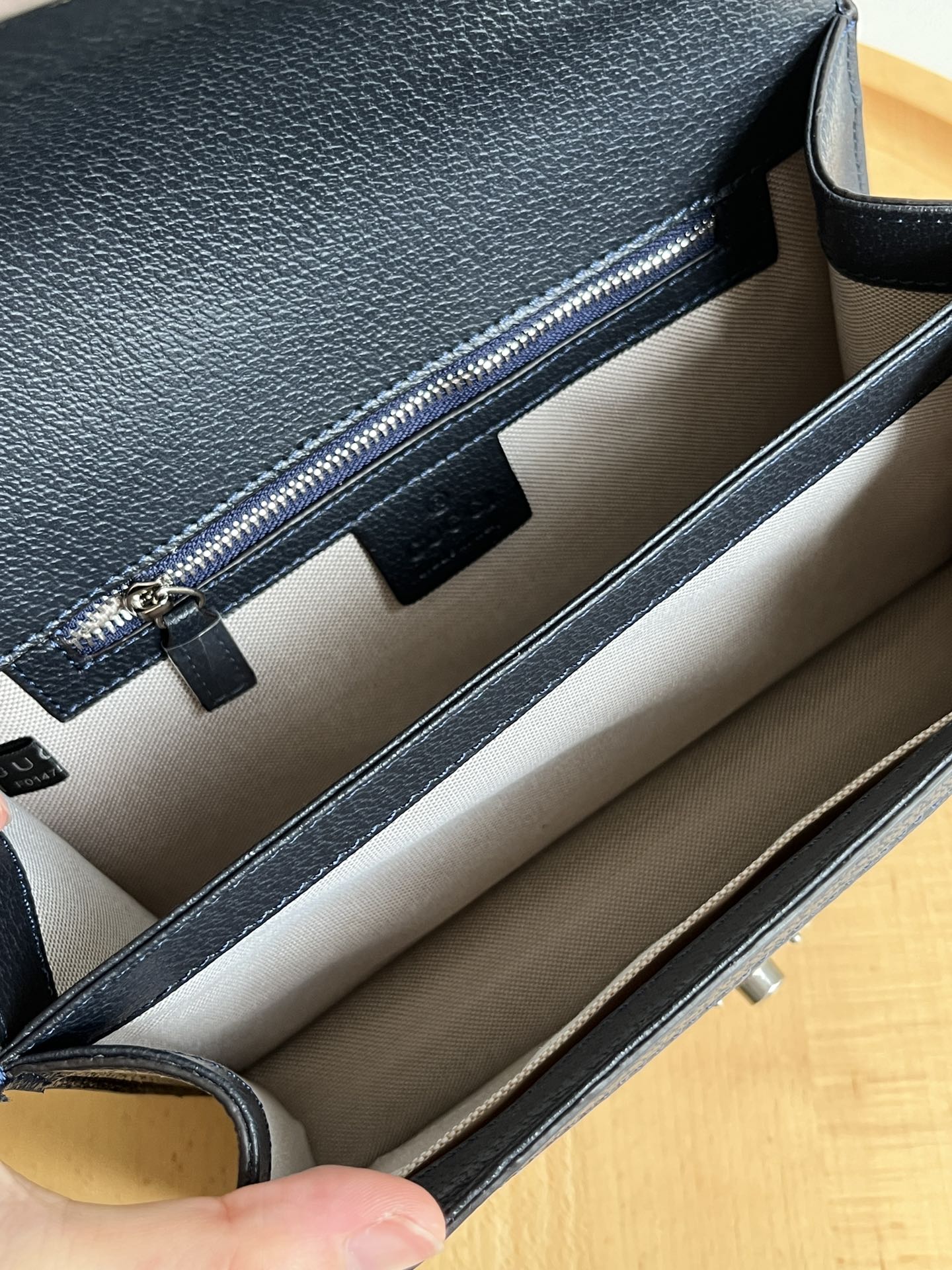 2XB467B Popular   leather bag