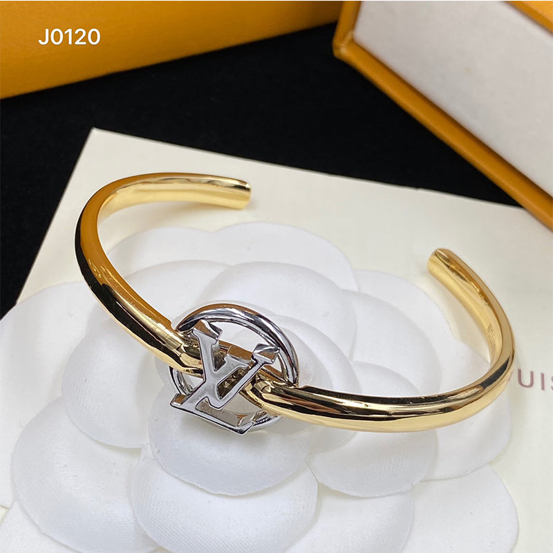 3E484K  Popular Bracelets