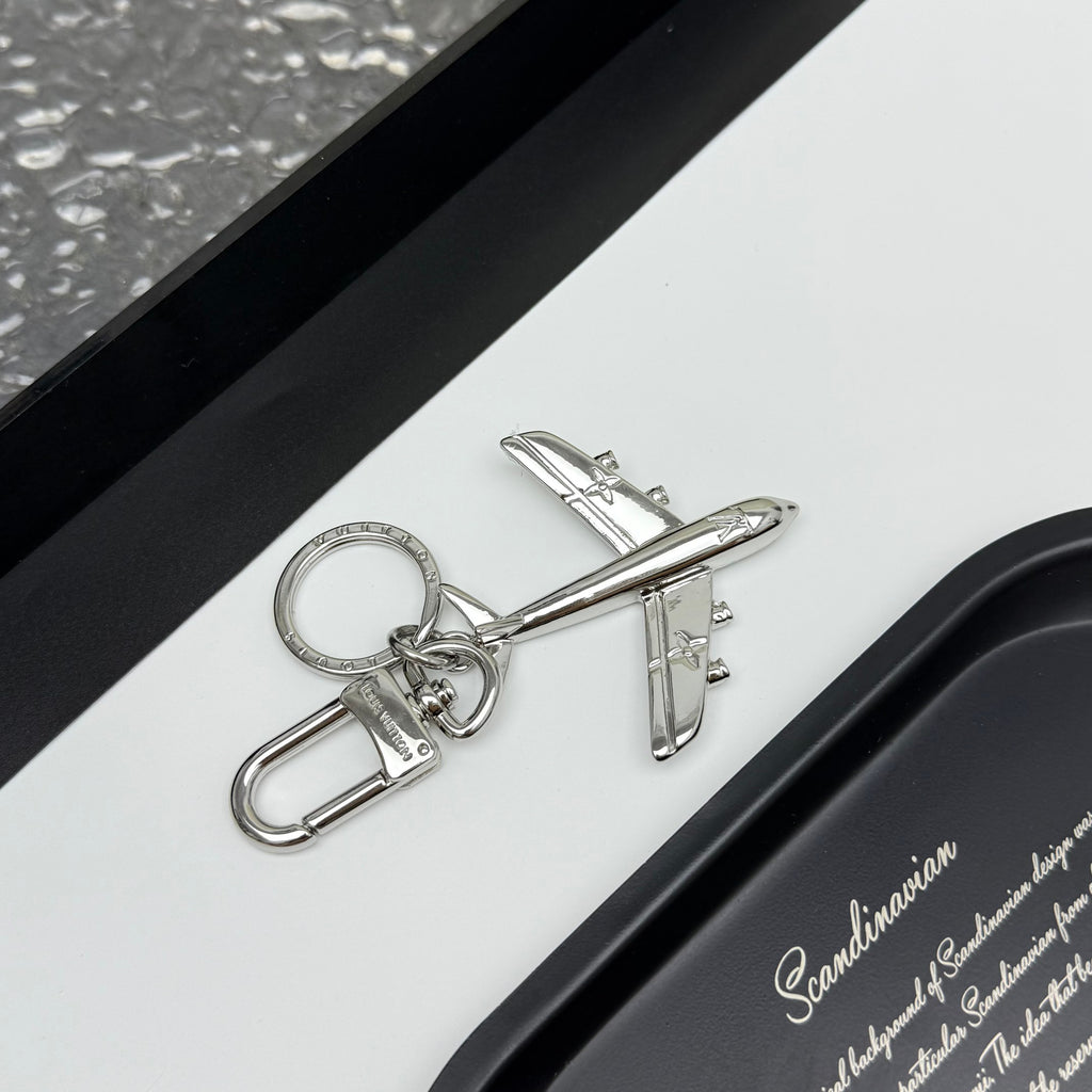 35ZE41A Popular bag 's charms accessories