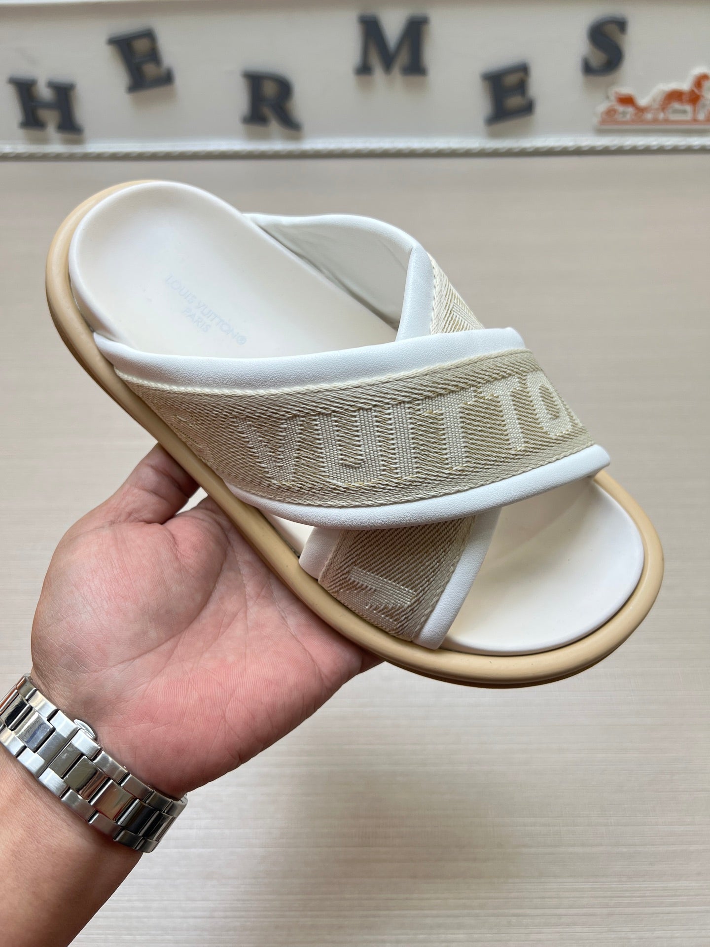 535ZE271Z Popular Slippers