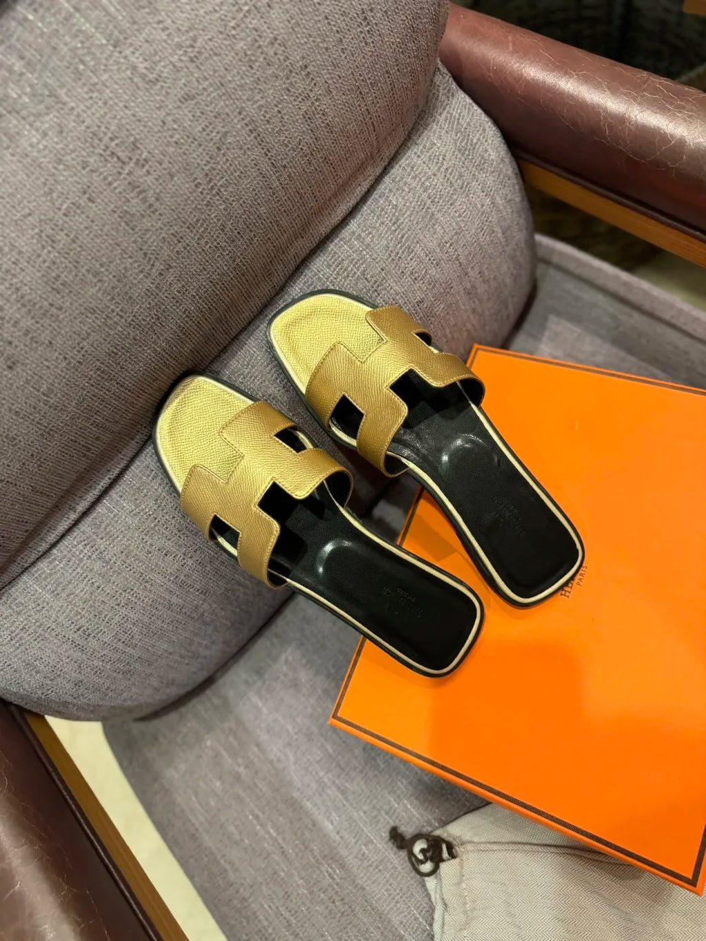 155ZH313Z Popular Slippers