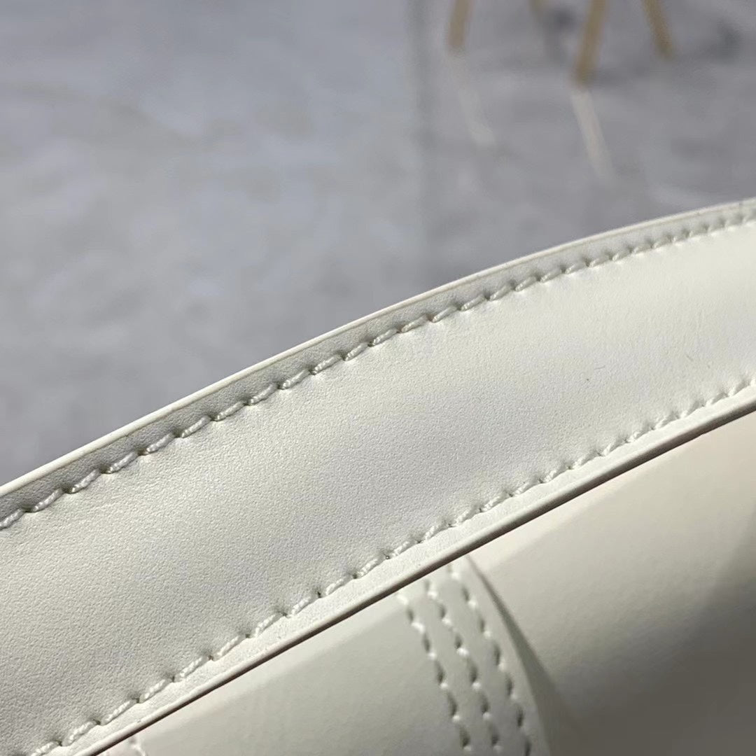 146PA134B Popular leather  bags