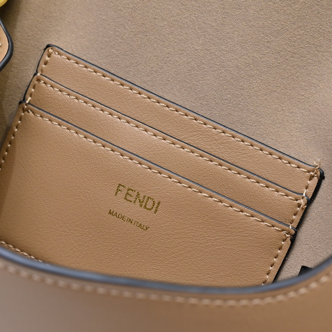 15RF138B Popular leather bag