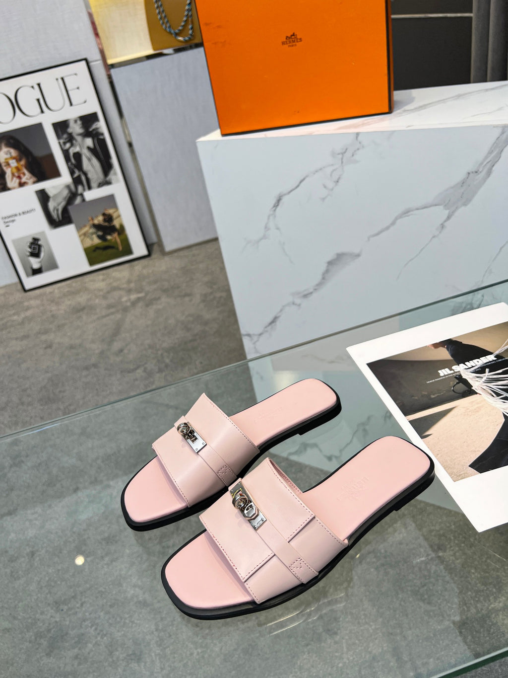 Z2X66H3 Popular high-quality leather Shoes