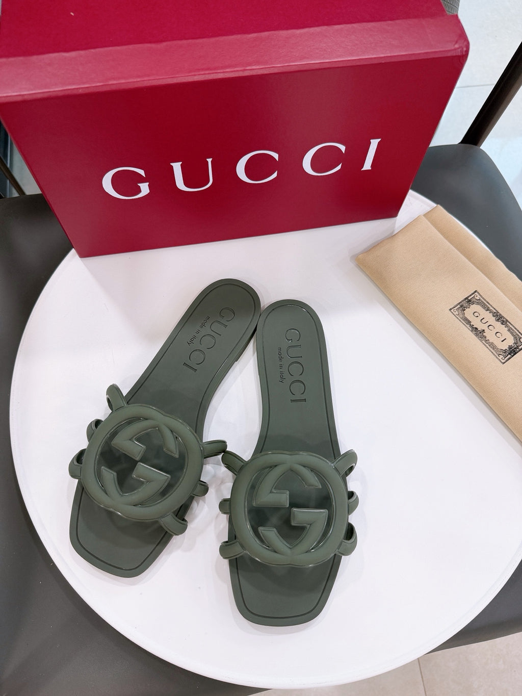 Z2X66B60  Popular high-quality slippers