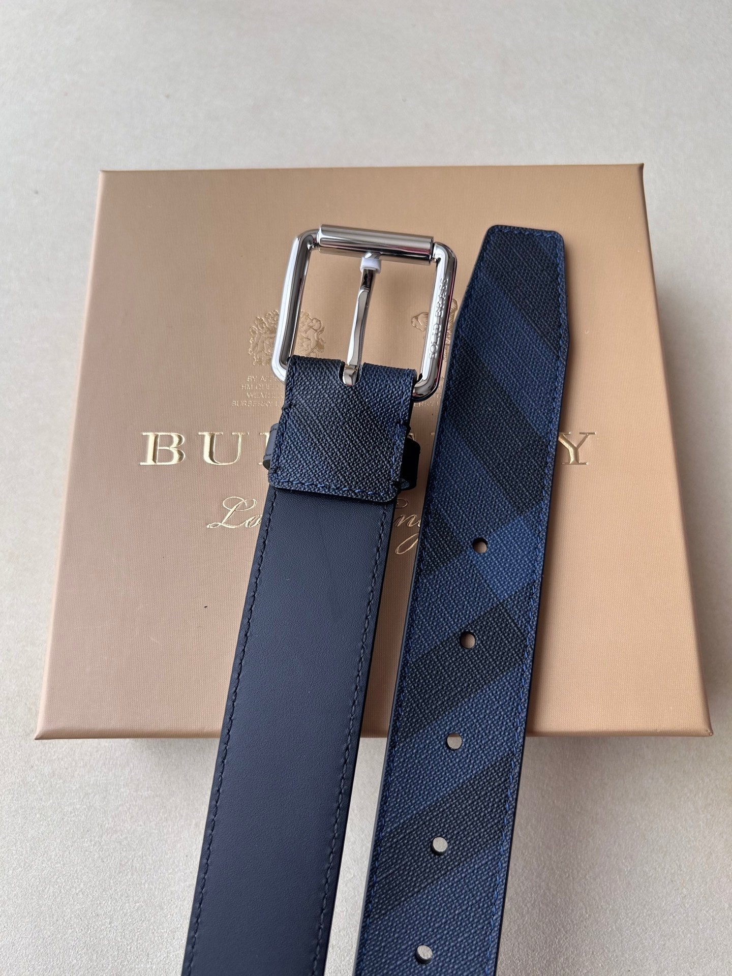 1115QR8P Popular High quality belt With full package