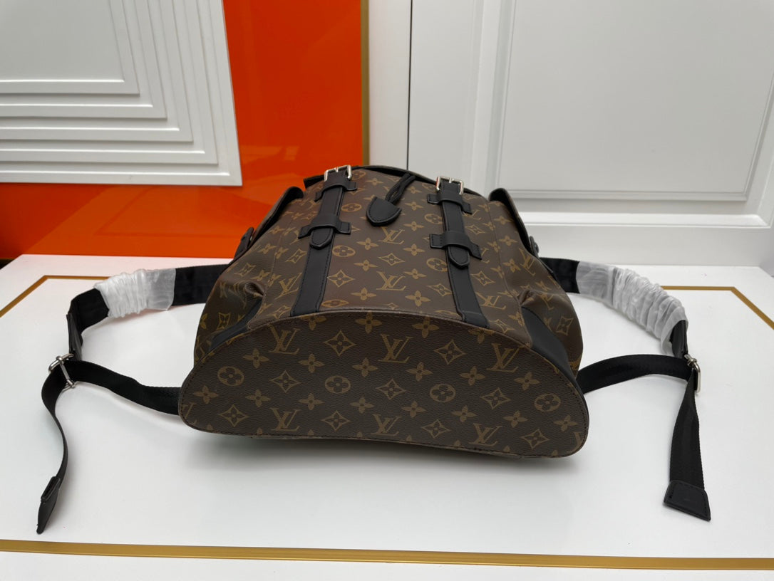 1WE68B Popular  leather Backpacks
