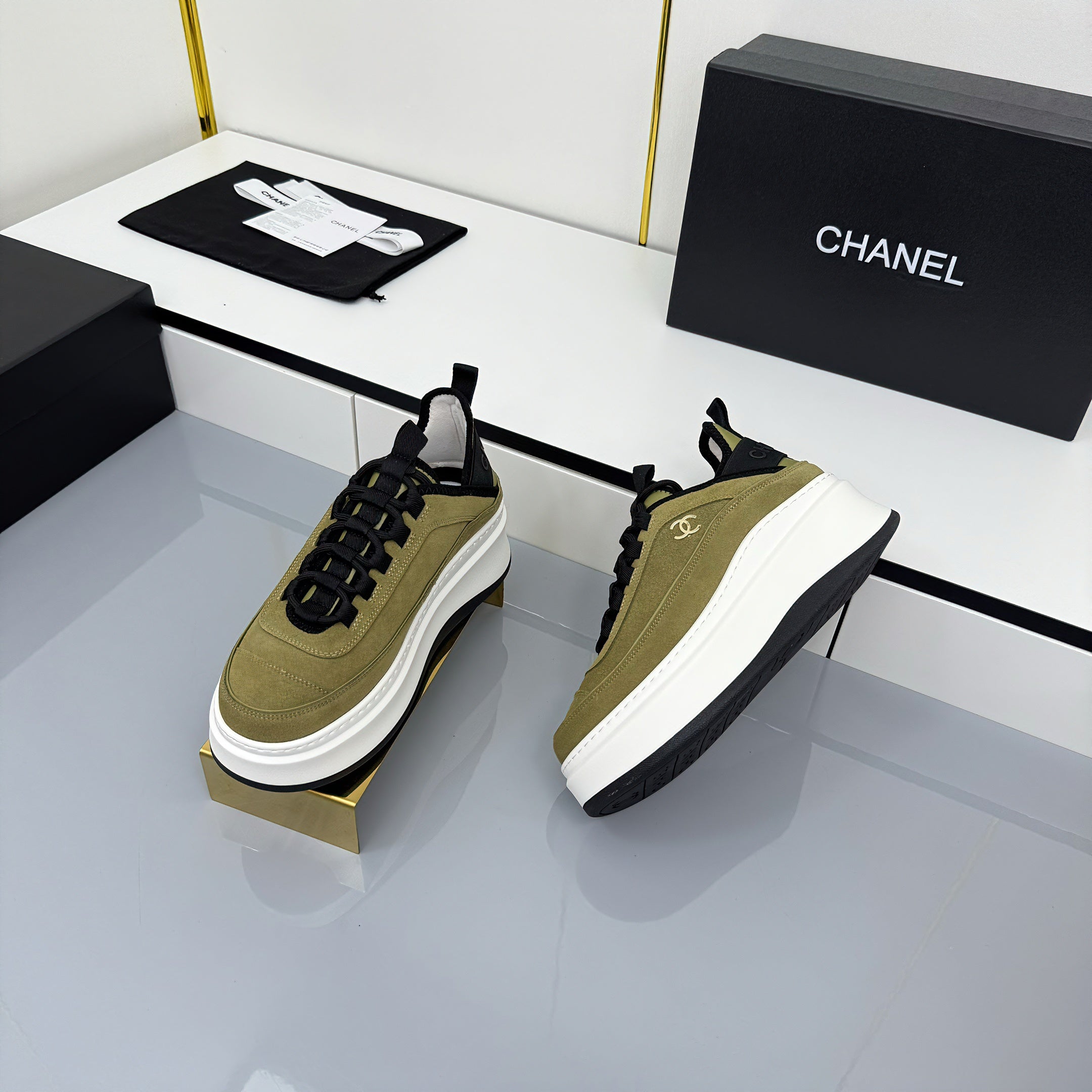 2105QC391Z Popular high-quality Shoes