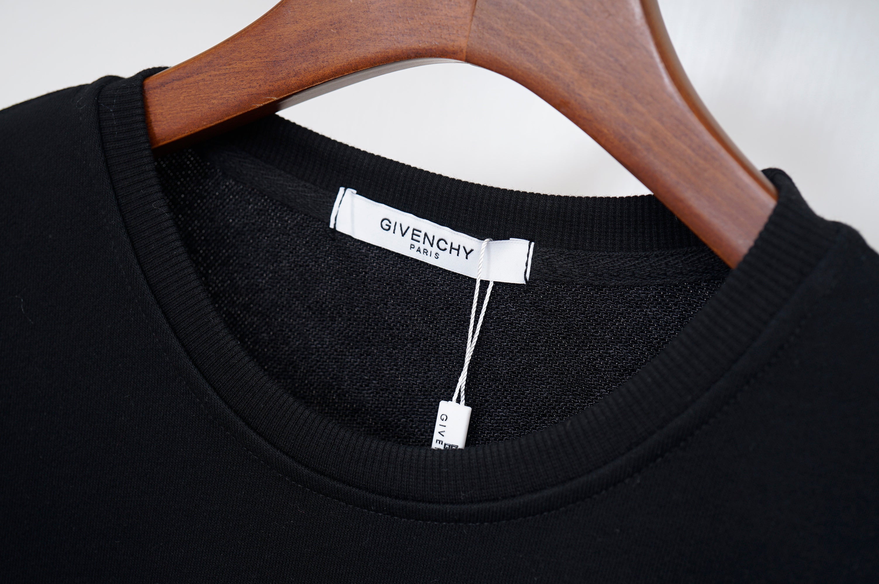 95ZA215U Popular Sweaters