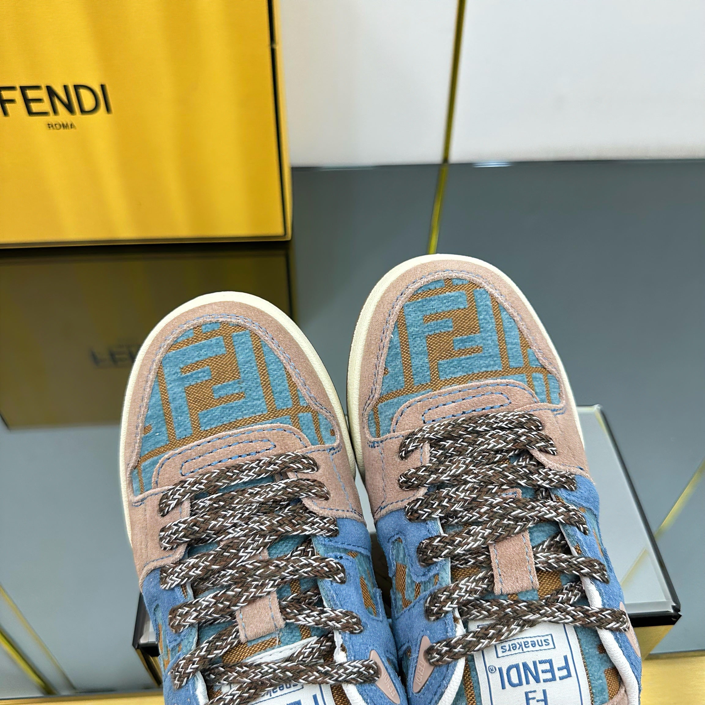 2105QF420Z Popular high-quality Shoes