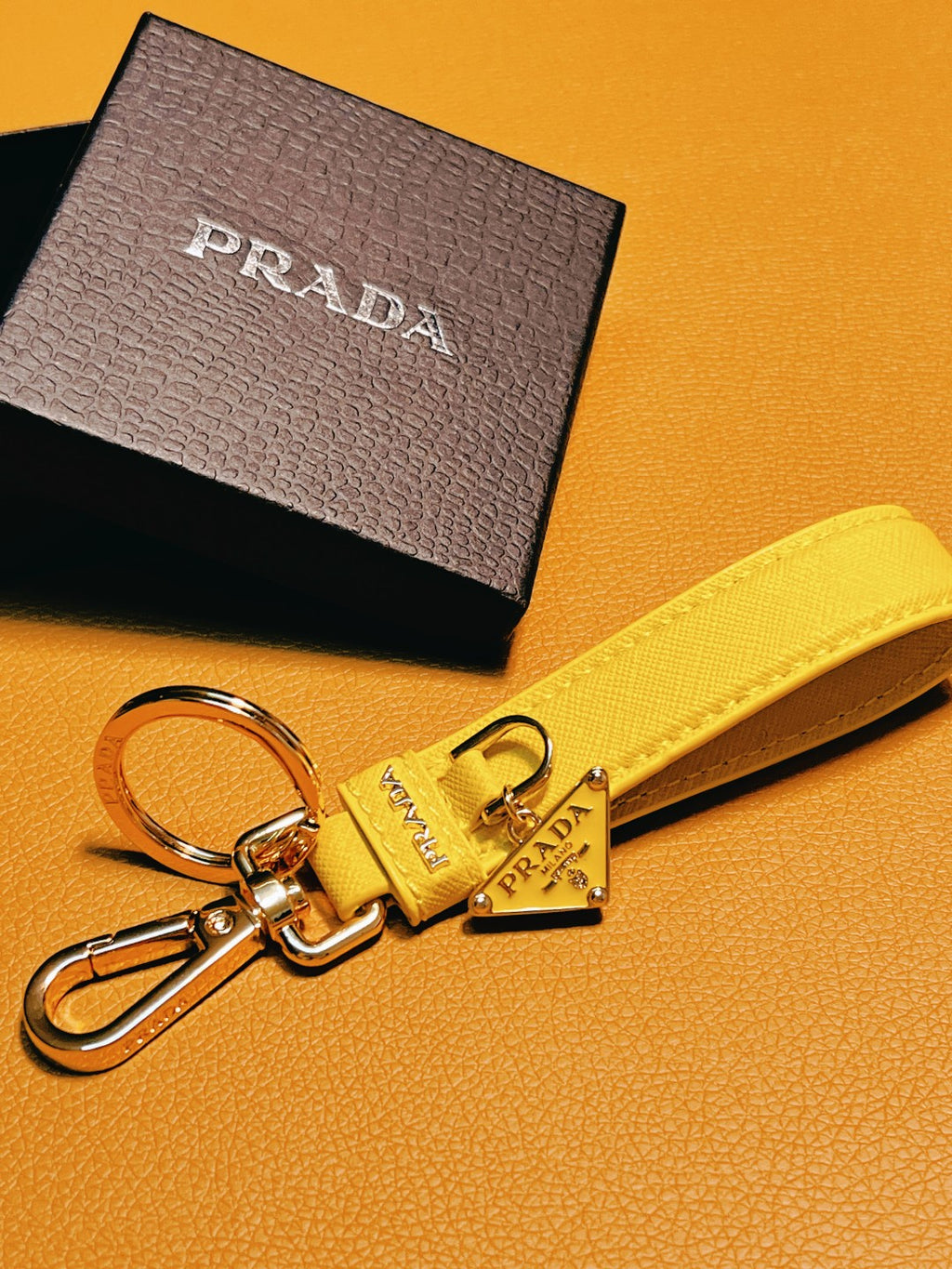 14PD27A  Popular key closure
