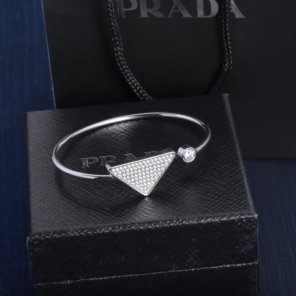 1YPD74K  Popular Bracelets