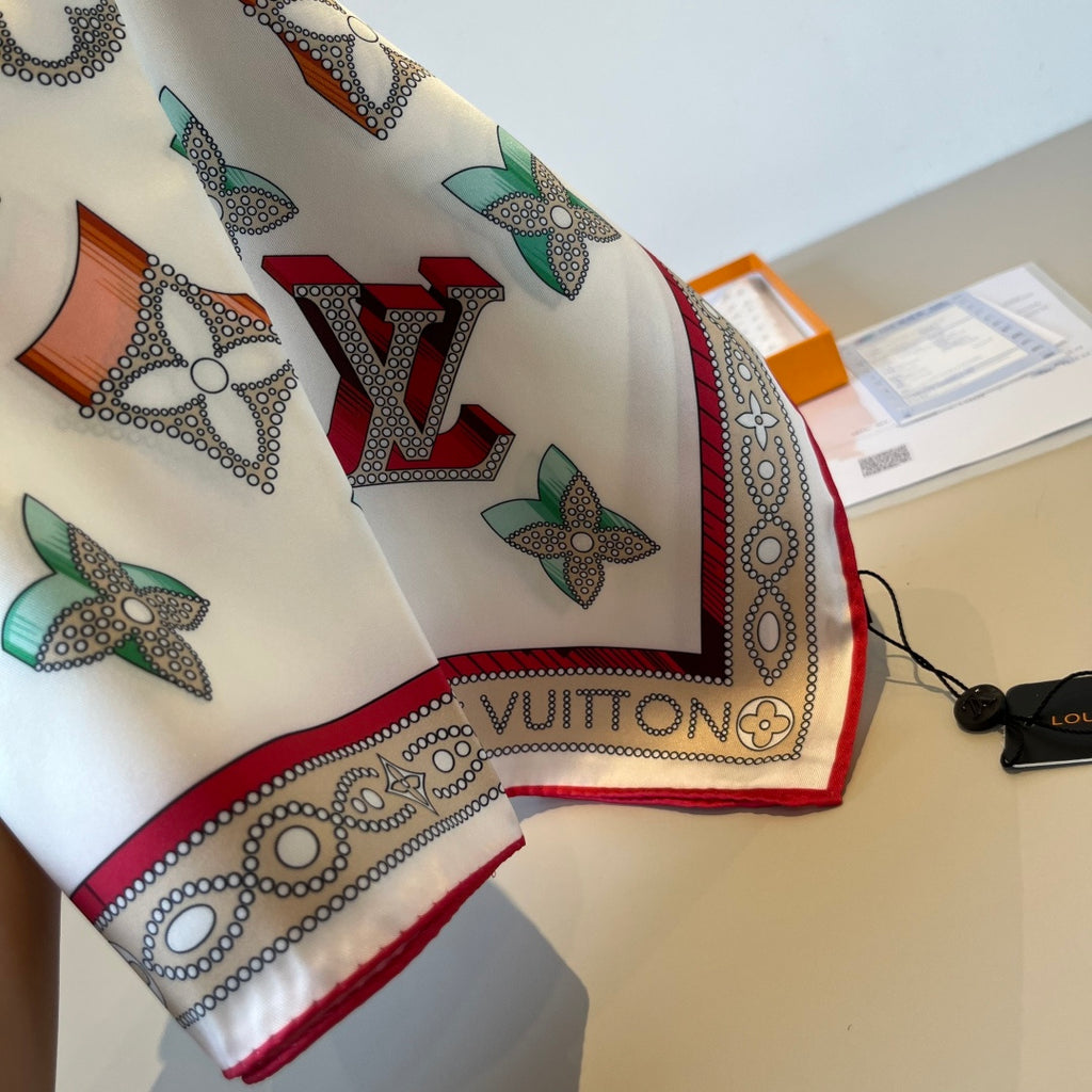 136NE1W Popular Silk Scarve