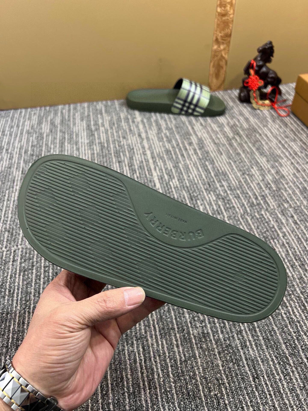 535ZR259Z Popular Slippers