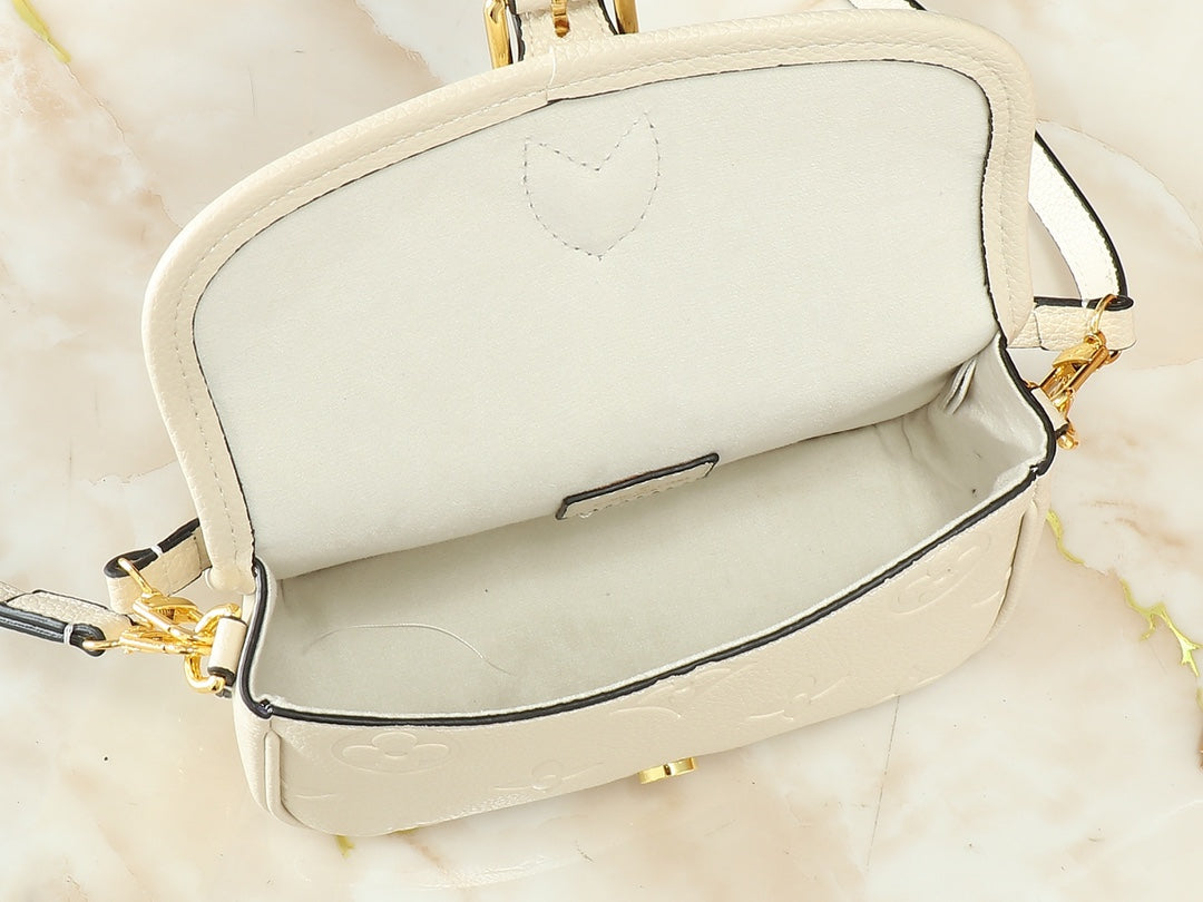 15XE3B Popular   leather bag