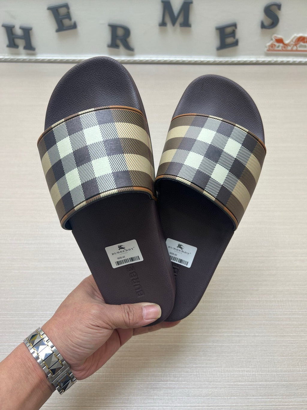 535ZR251Z Popular Slippers
