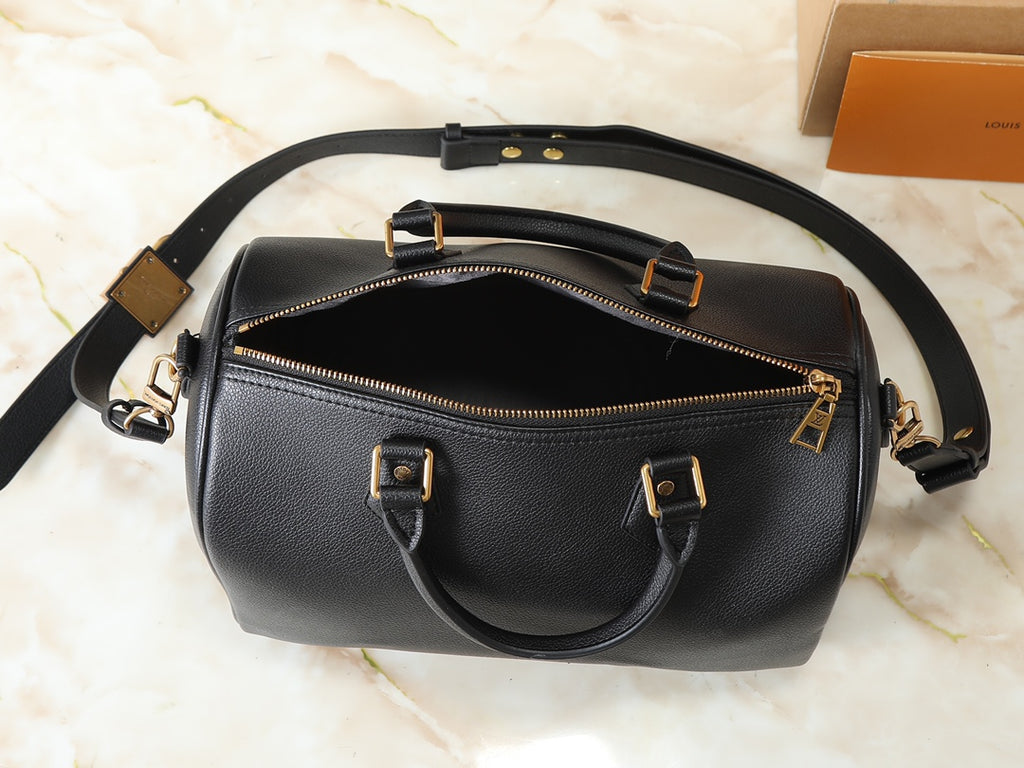 146PE40B Popular leather bag