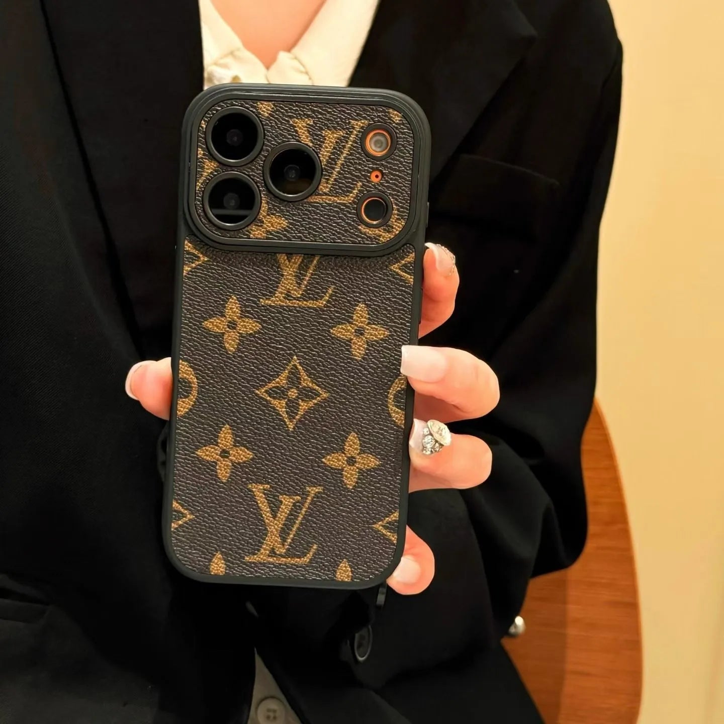 36XE70A Popular Phone Case