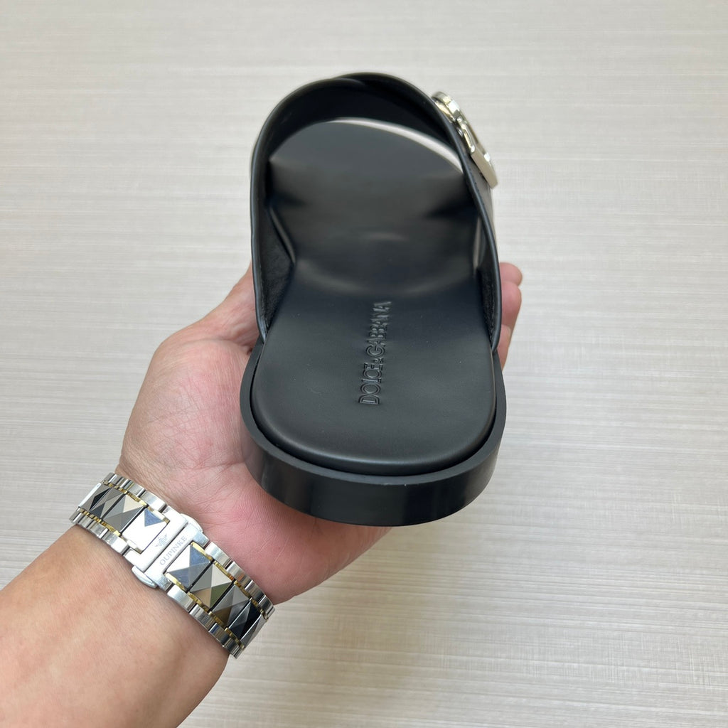 54A93Z Popular slippers