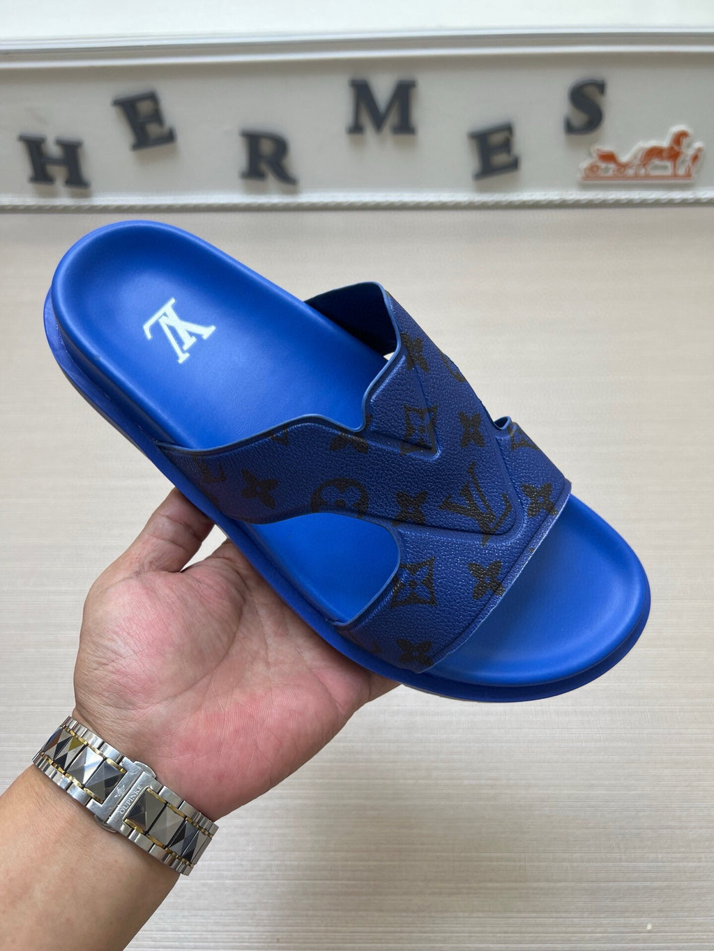 5LE228Z Popular Slippers
