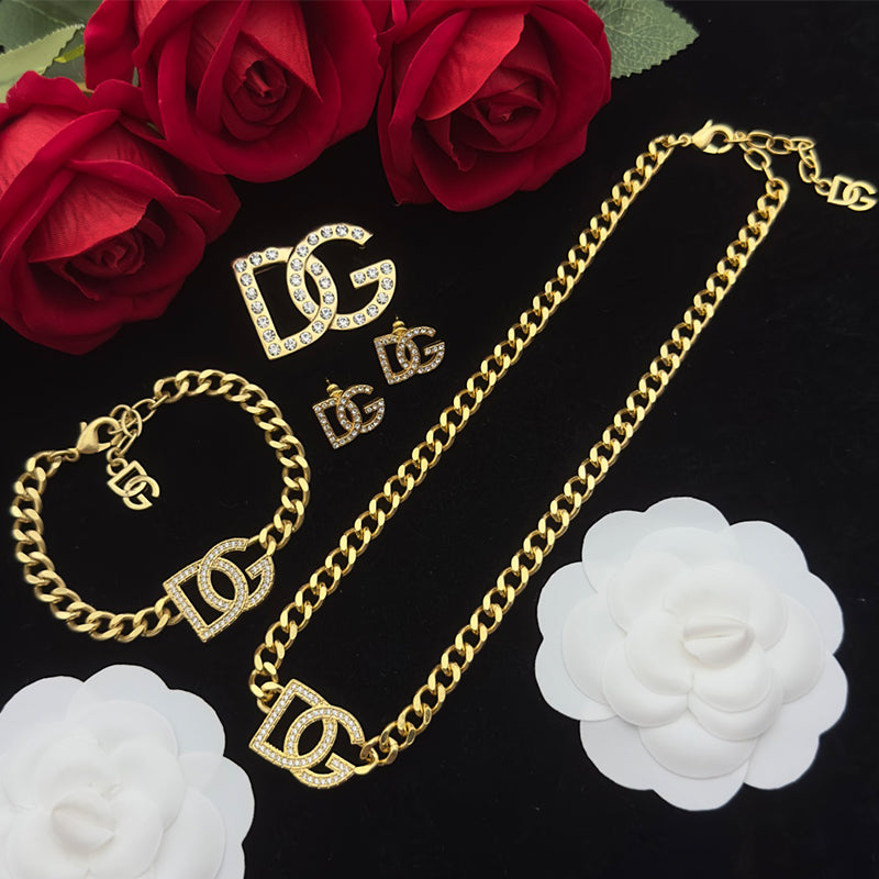 8XA20X  Popular    Necklaces