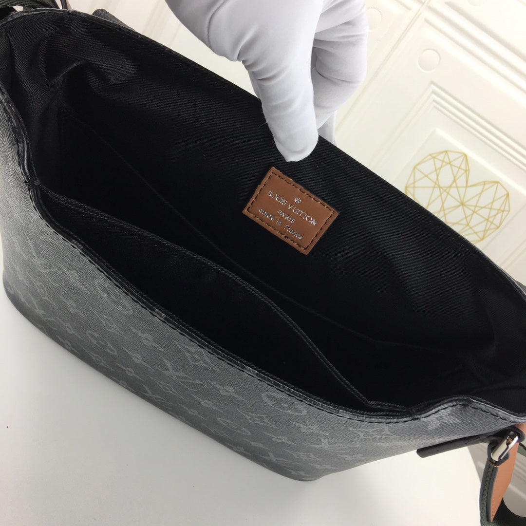 1XE421B Popular   leather bag