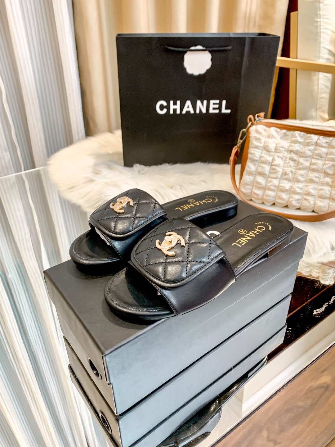 1ZC229Z Popular Slippers