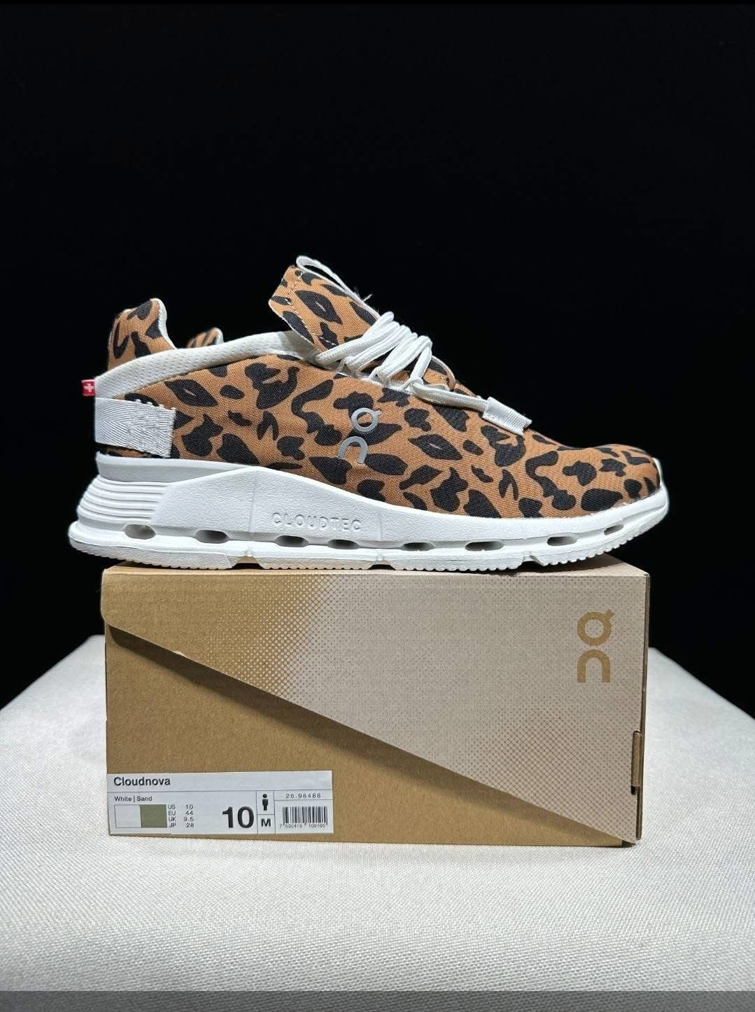 475NA16Z  Popular sneakers