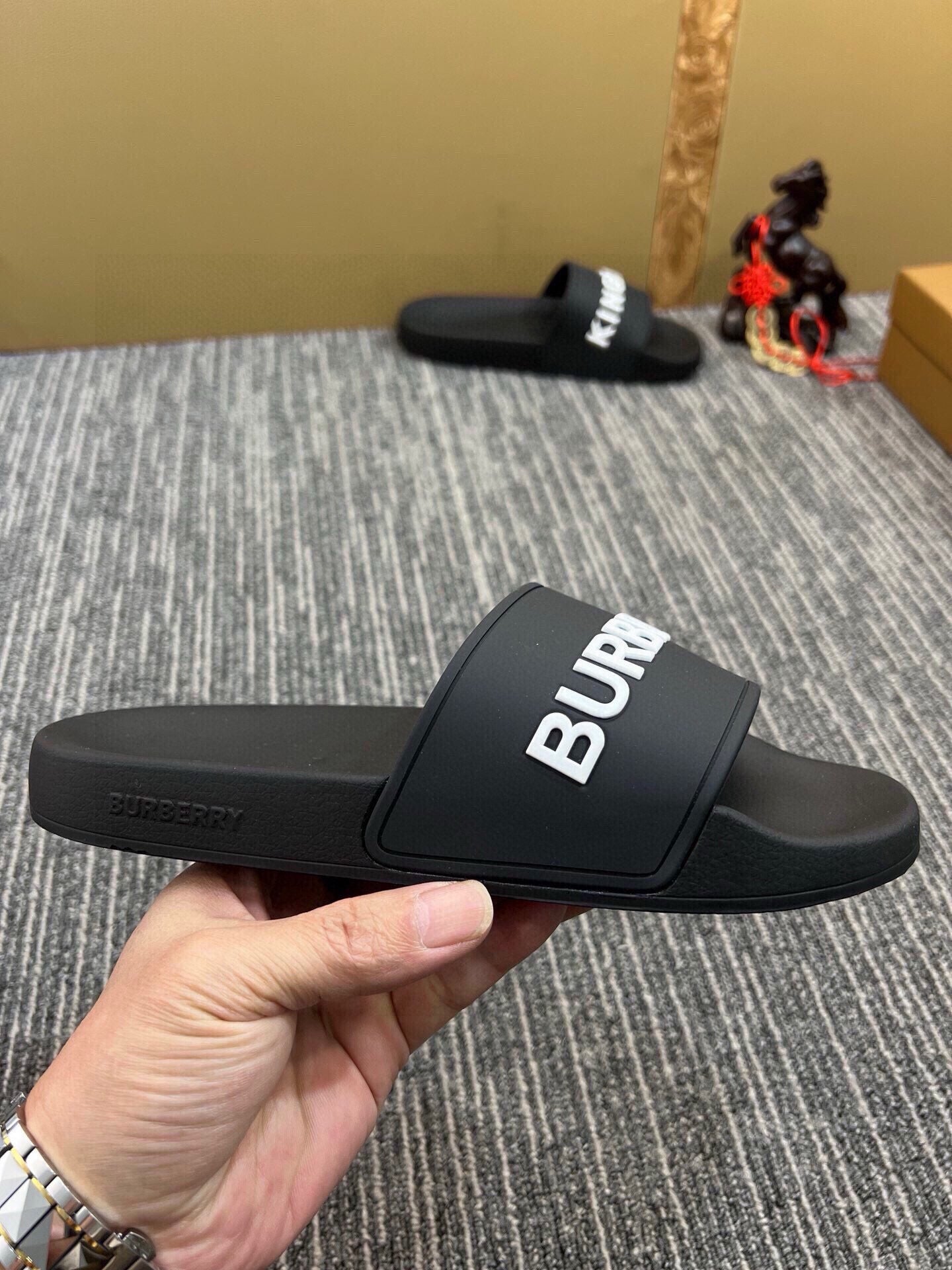 535ZR254Z Popular Slippers