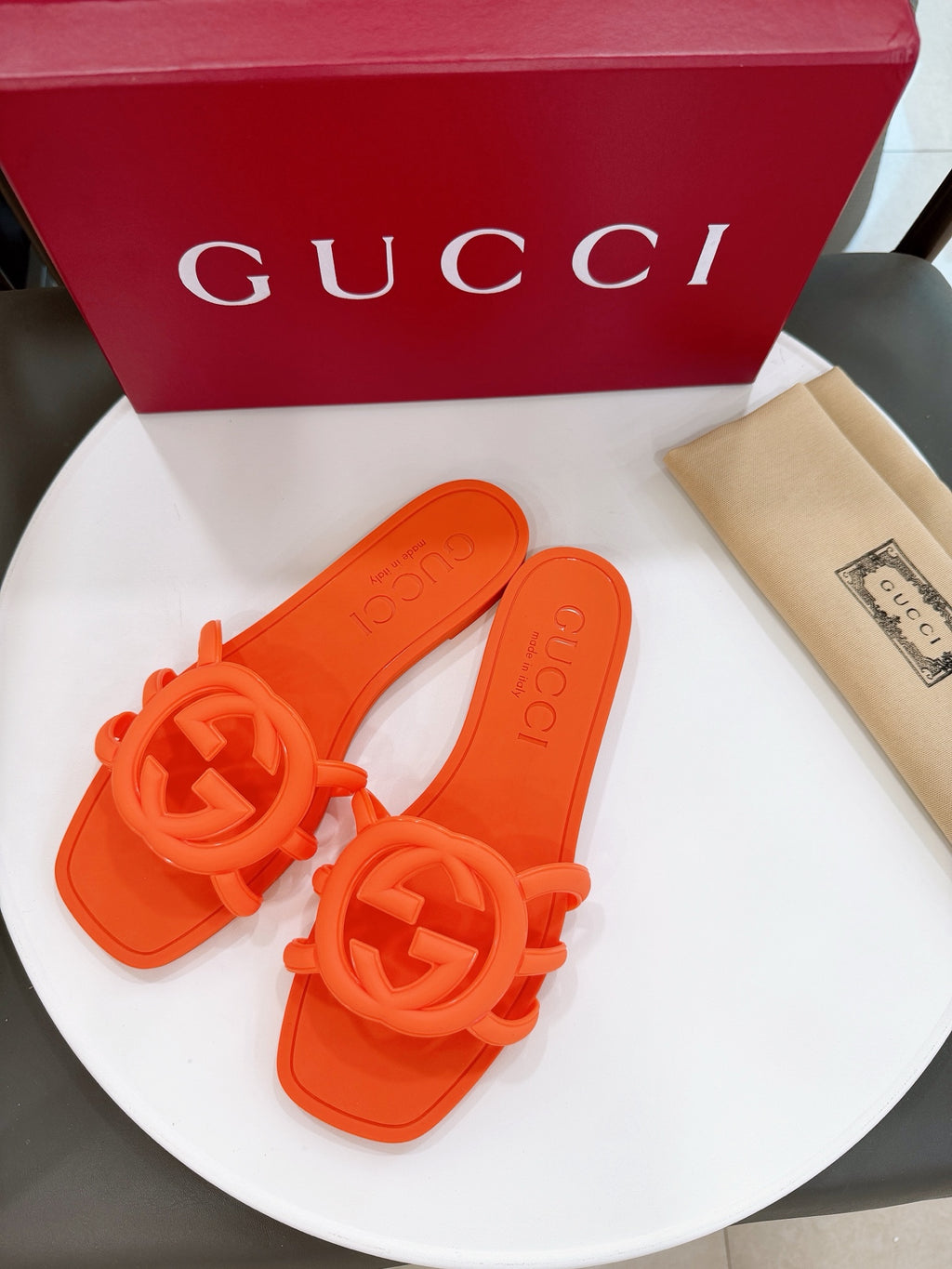 Z2X66B61  Popular high-quality slippers