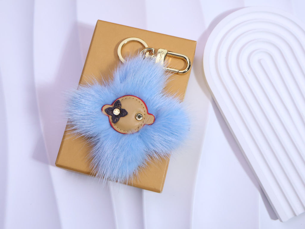 35QE26A Popular bag 's charms accessories