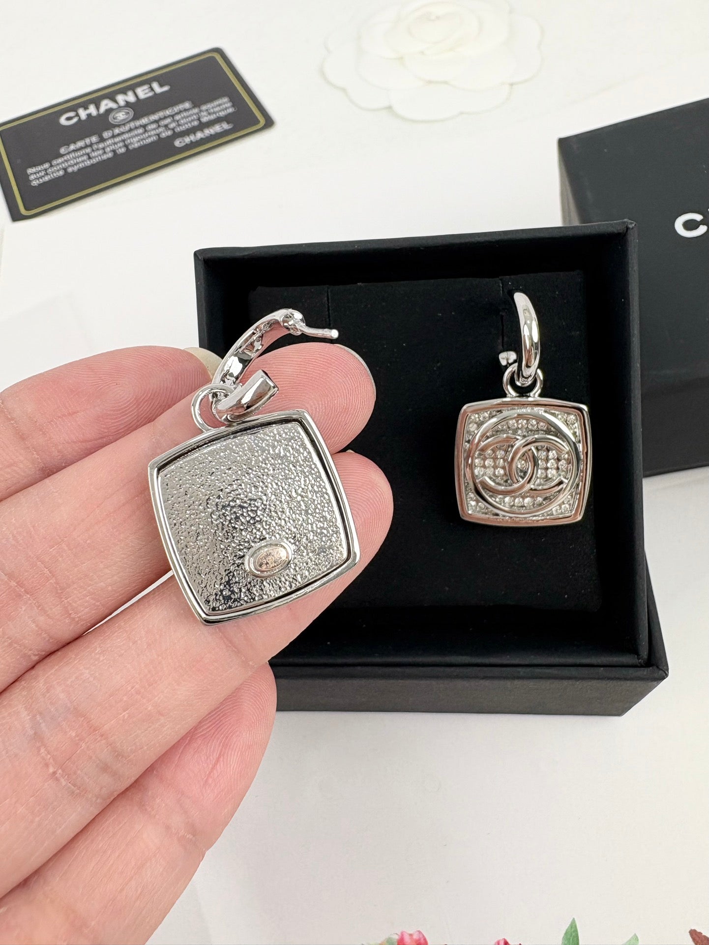 15QC23E Popular Earrings