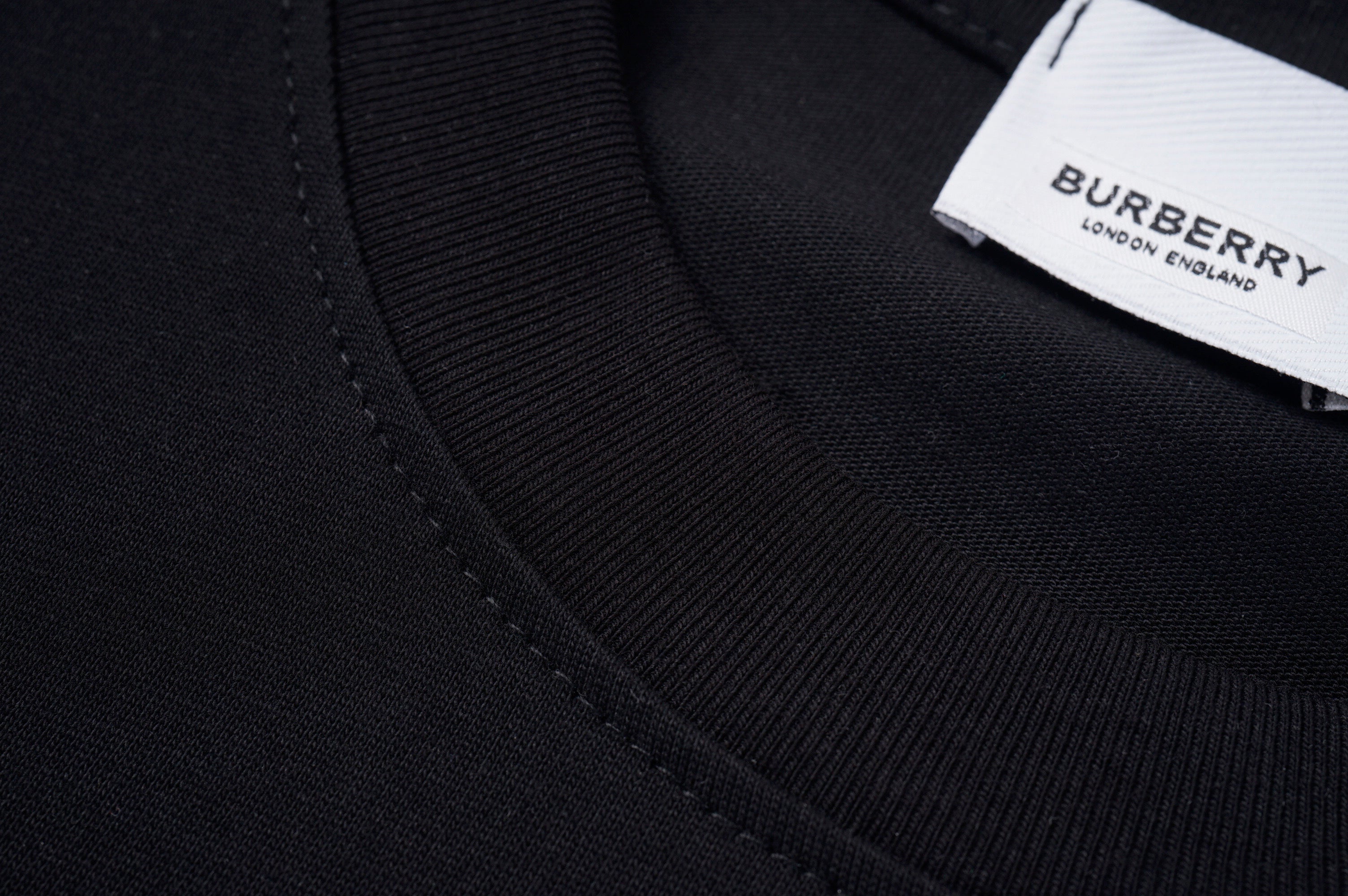 125WR32U  Popular T-shirts