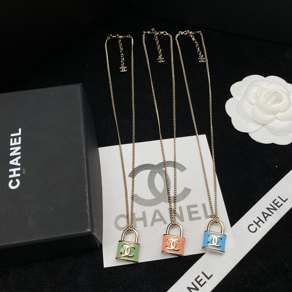 15QC103X Popular Necklace